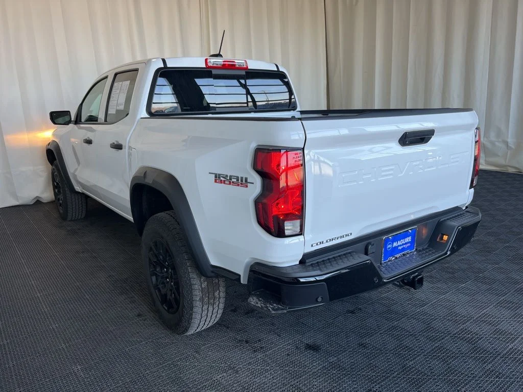 Used 2024 White Chevrolet Trail Boss image 25