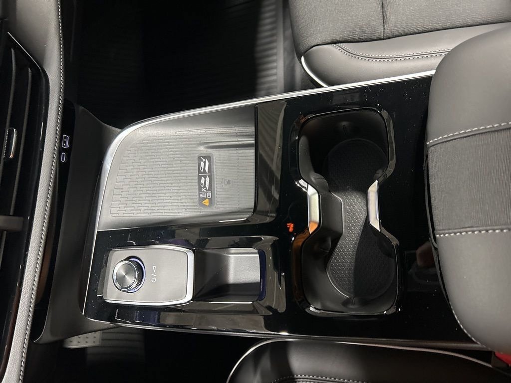 2026 Buick Enclave Preferred - Photo 25