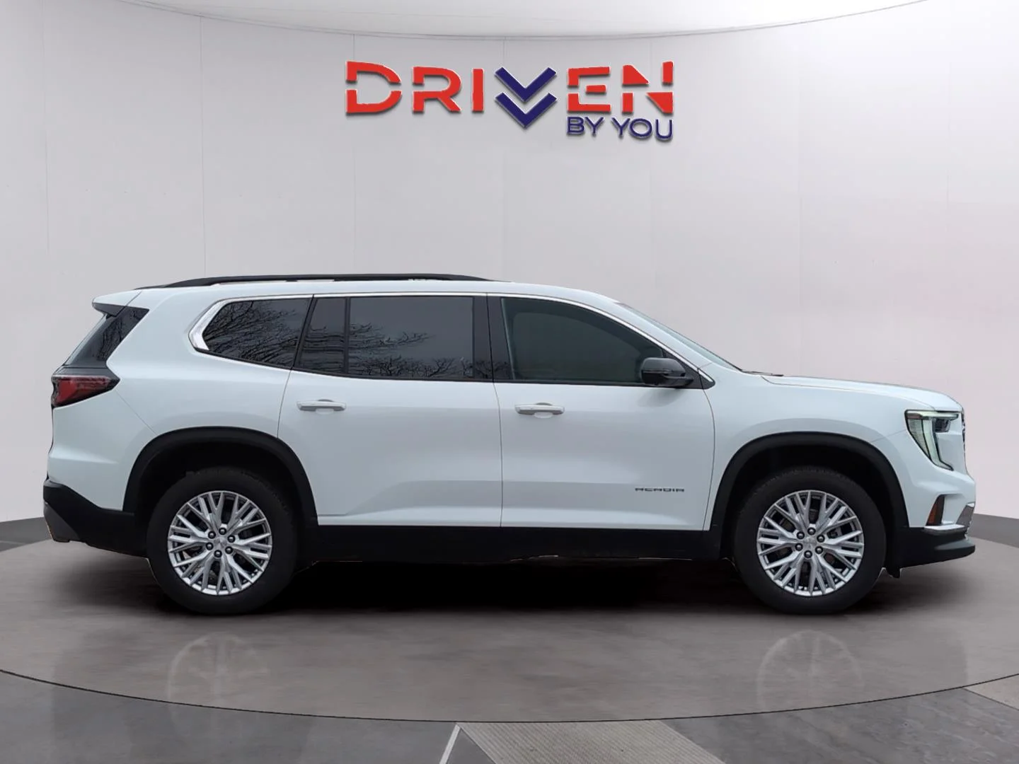 New 2026 Summit White GMC Elevation image 6