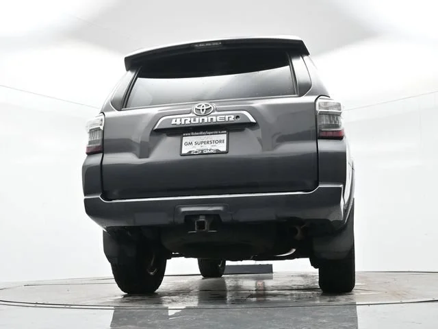 Used 2014 Magnetic Gray Met Toyota SR5 image 14