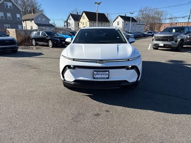 New 2026 White Chevrolet LT image 2