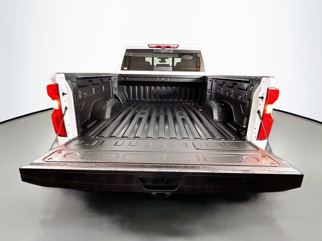 Used 2022 Summit White Chevrolet High Country image 27