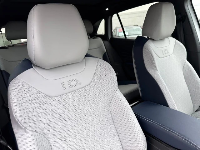 New 2026 Opal White Pearl Volkswagen Pro S image 20