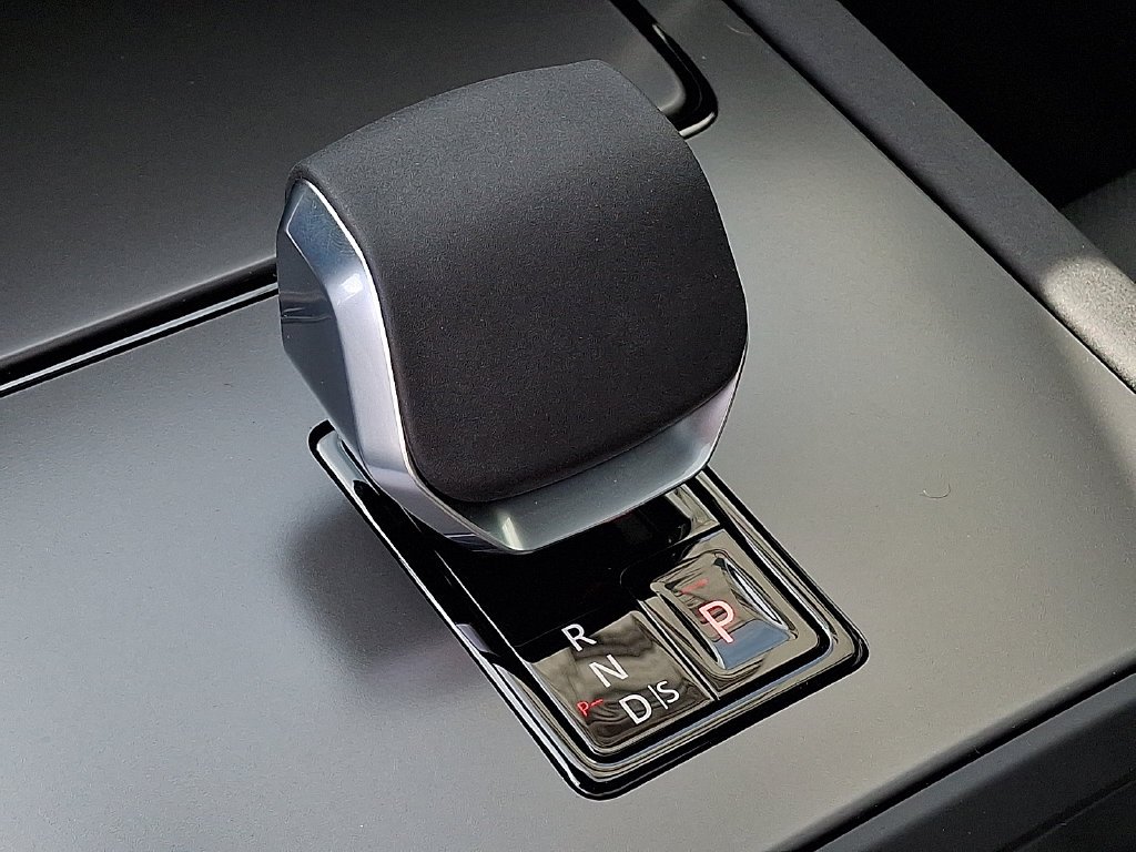 2026 Land Rover Discovery Sport Landmark - Photo 13