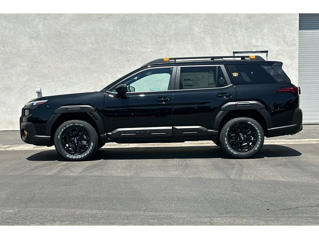 New 2026 CRYSTAL BLACK SILICA Subaru Wilderness image 7