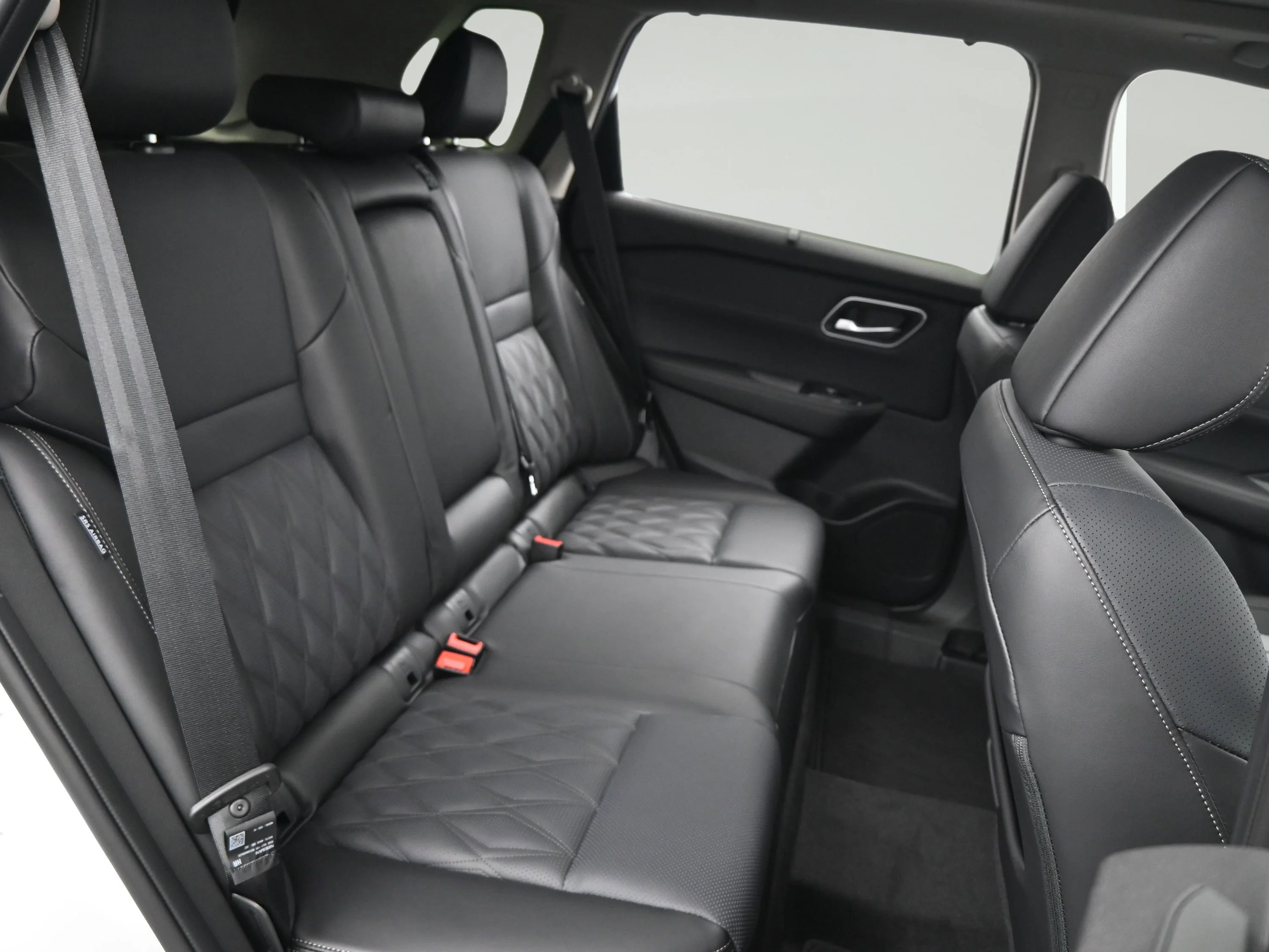 New 2026 Everest White Pearl TriCoat Nissan Platinum image 13