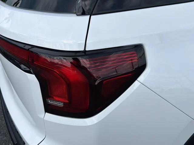 New 2026 Summit White GMC Elevation image 10