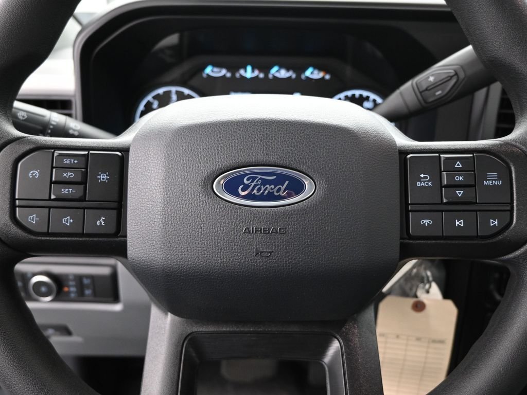 New 2025 Oxford White Ford XL image 10