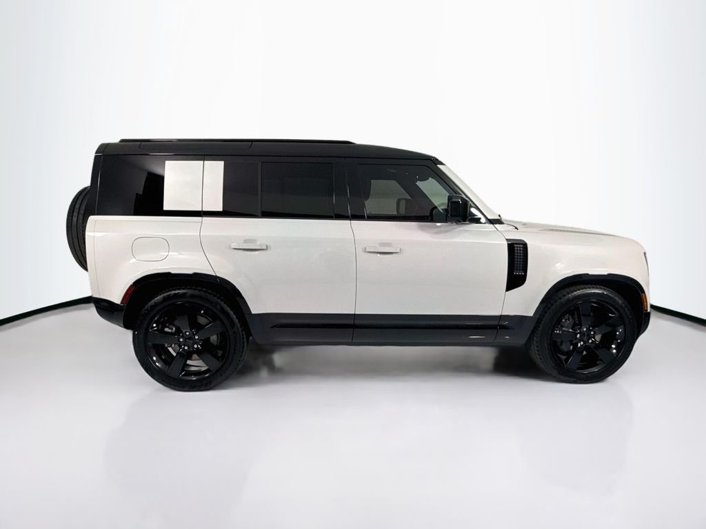 New 2026 Borasco Grey Land Rover X-Dynamic SE image 4