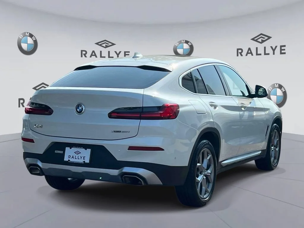 Used 2023 Mineral White Metallic BMW xDrive30i image 5