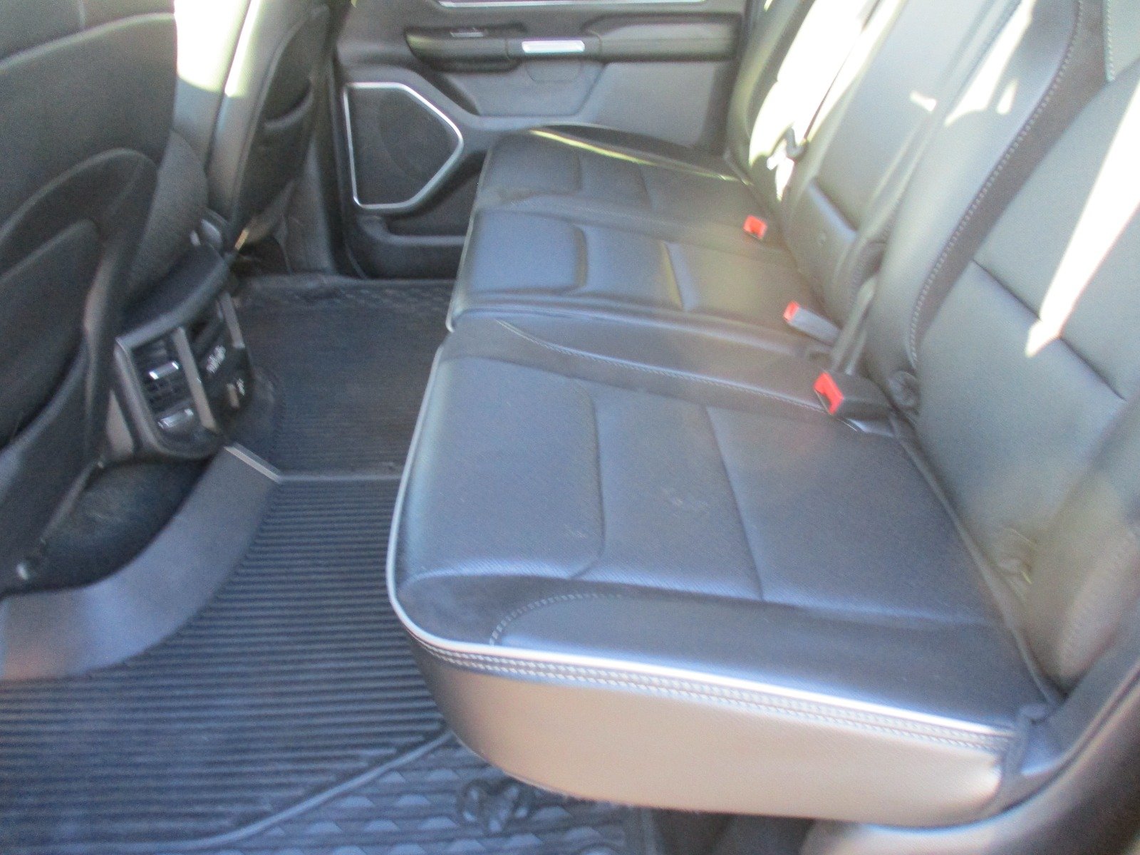 2022 RAM Ram 1500 Pickup Laramie - Photo 17