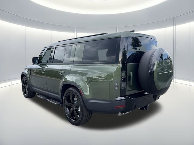 New 2026 Borasco Grey Land Rover X-Dynamic SE image 3