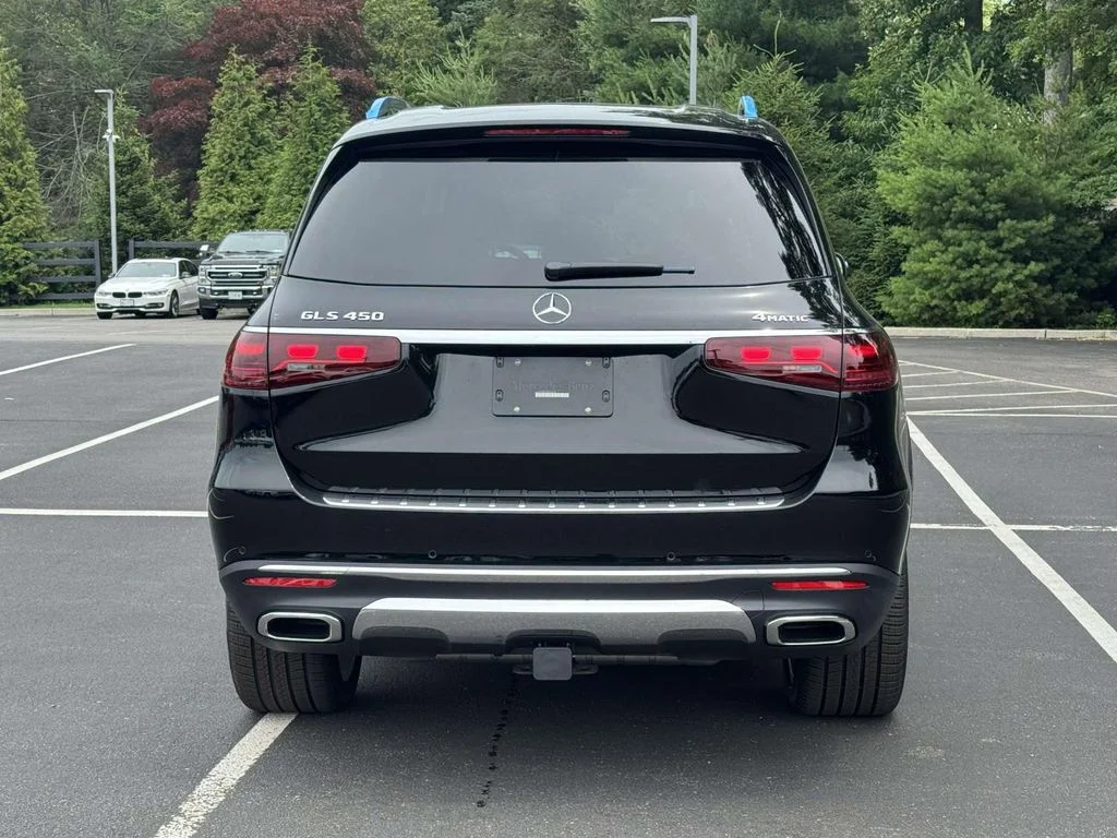 New 2026 Black Mercedes-Benz GLS 450 image 9