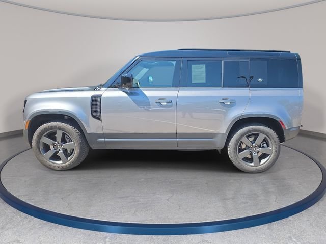Certified Used 2024 Gray Land Rover S image 9