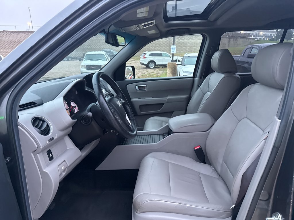 Used 2013 Gray Honda EX-L image 9