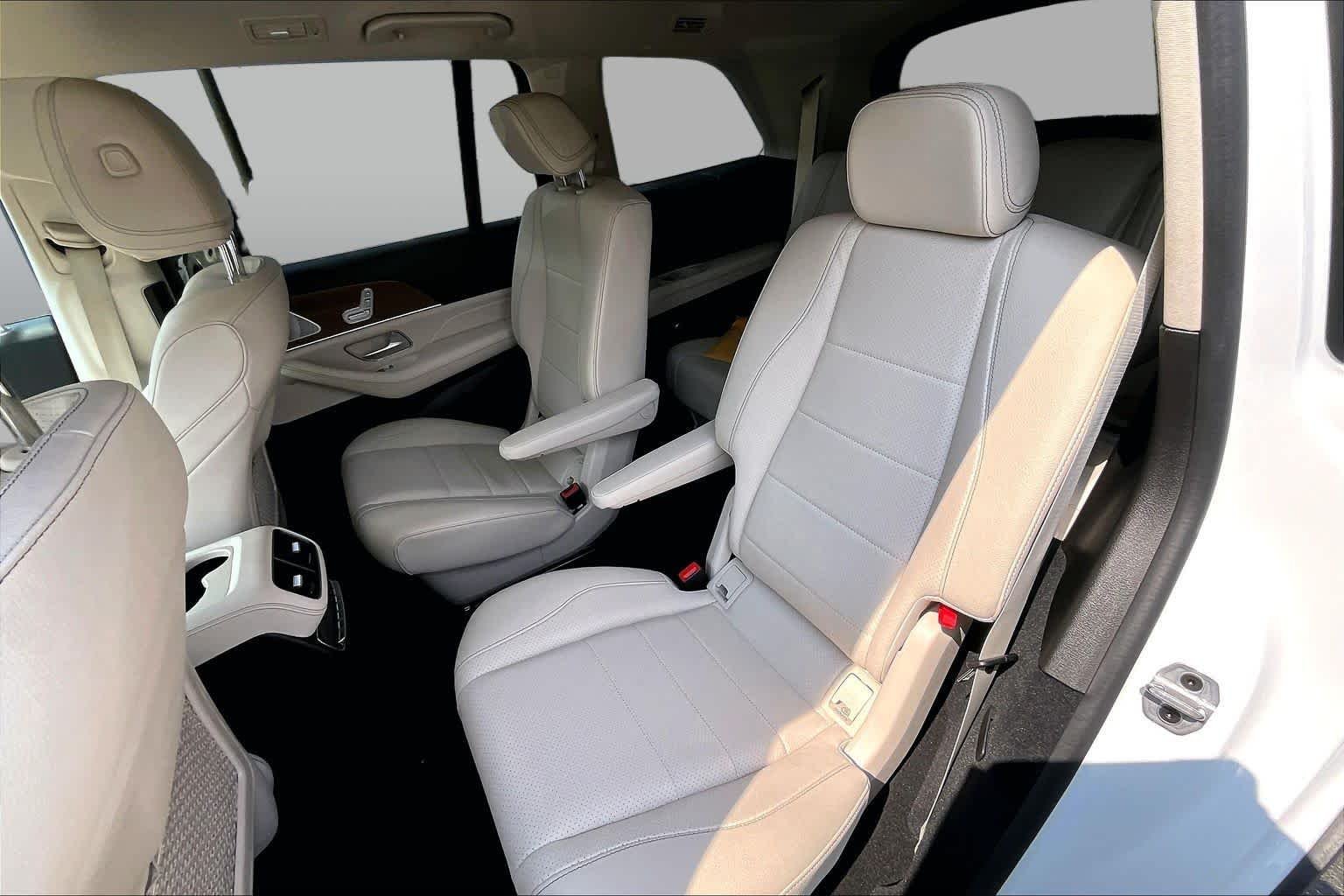 Used 2021 Polar White Mercedes-Benz GLS 450 image 21