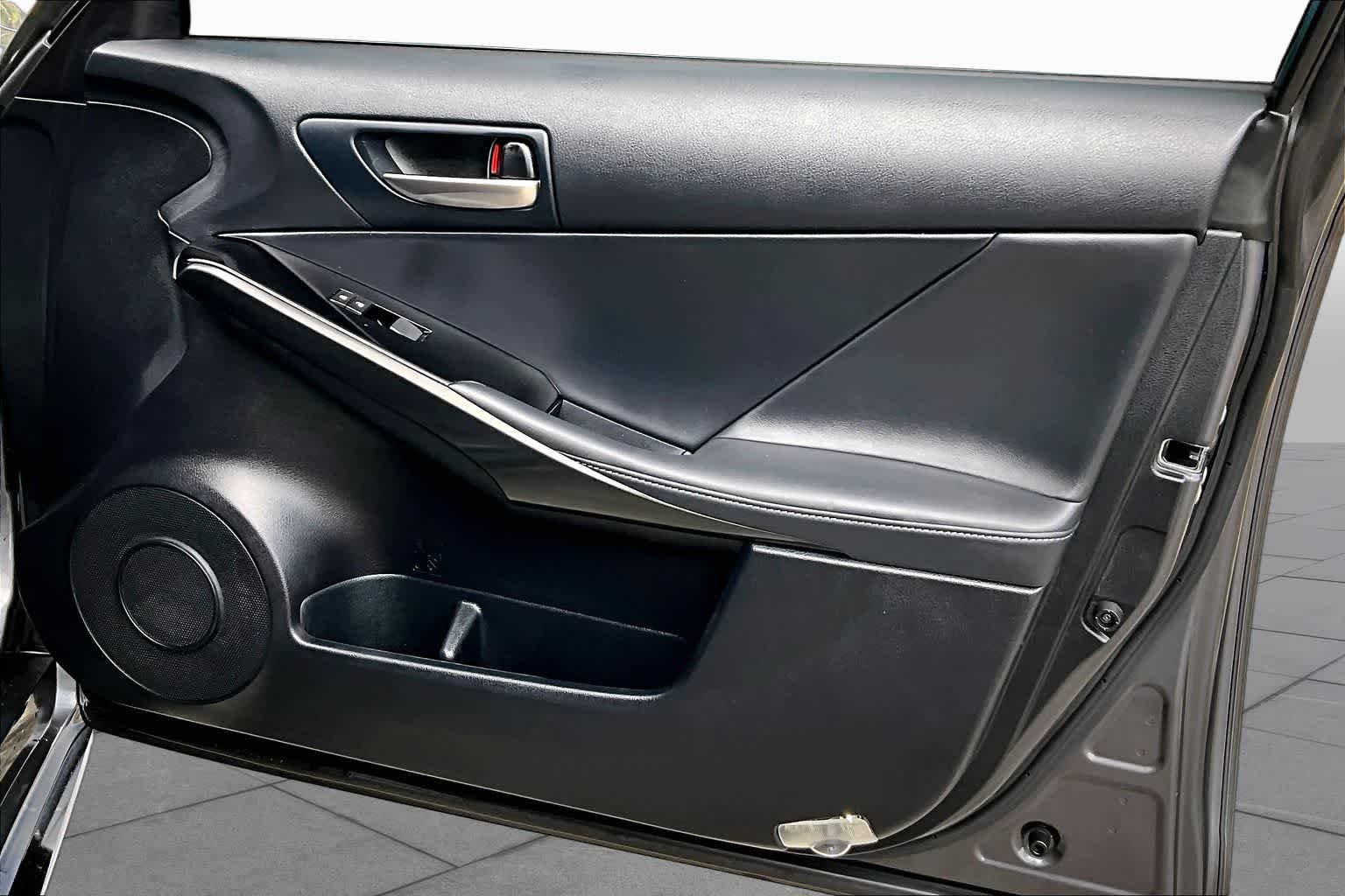 Used 2025 Cloudburst Gray Lexus F SPORT Design image 27