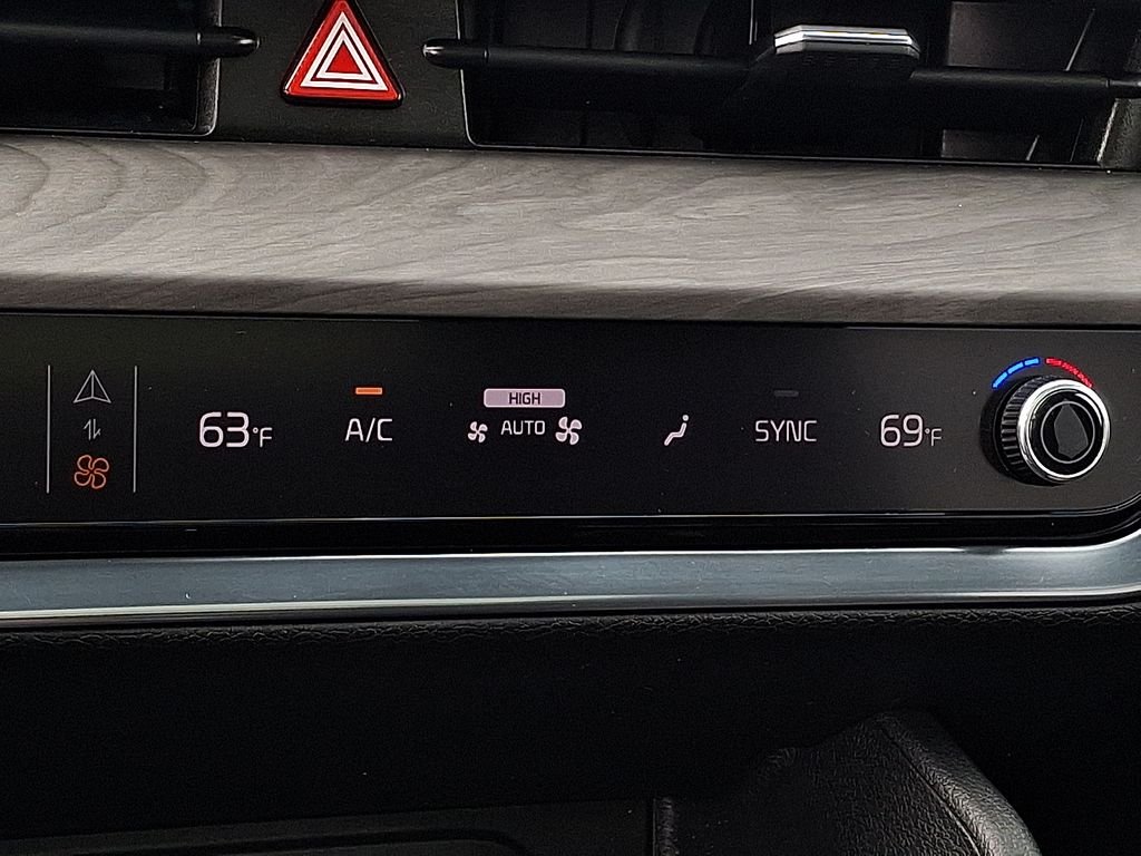 Certified Used 2024 Blue Kia X-Line image 23