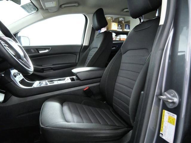 Used 2022 Gray Ford SE image 16