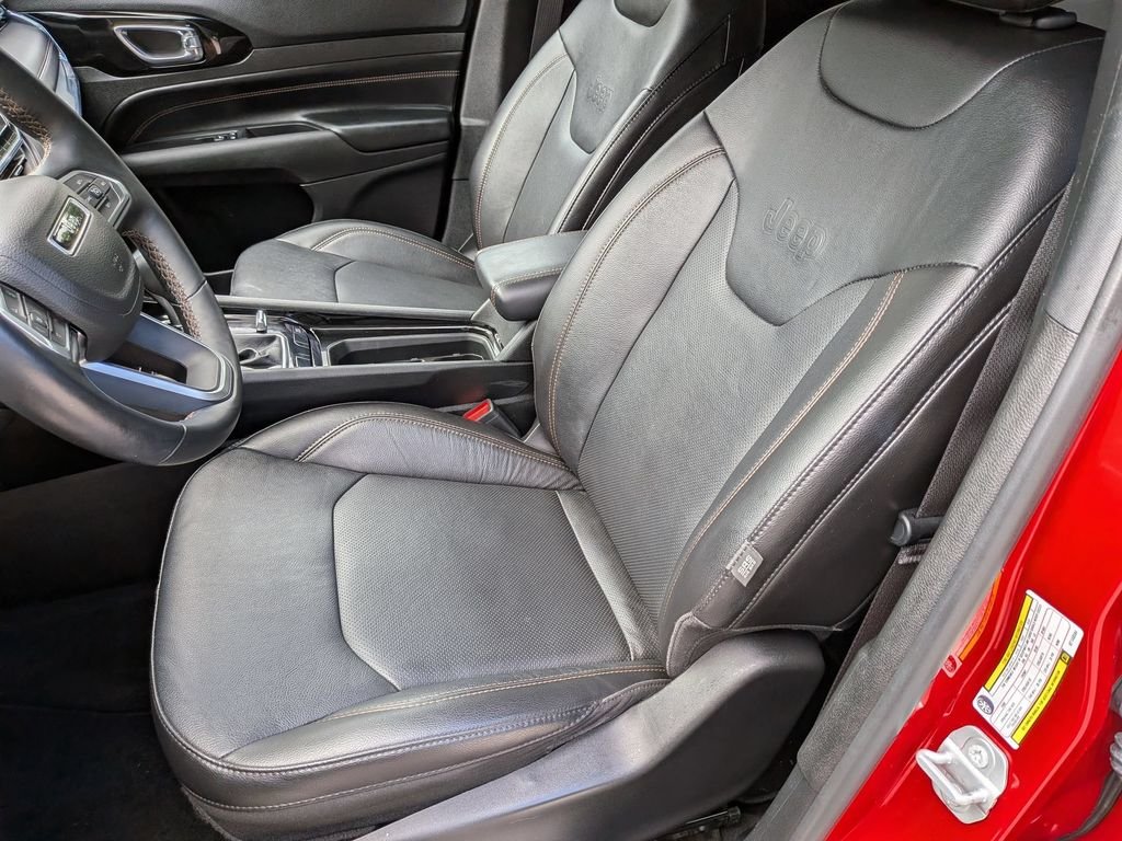 Used 2022 Red Jeep Limited image 20