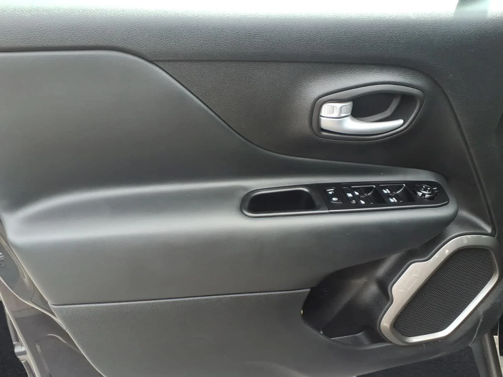 Used 2023 Black Clearcoat Jeep Limited image 15