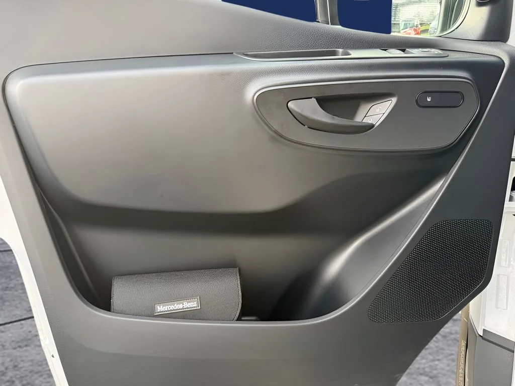 Used 2025 White Mercedes-Benz  image 18