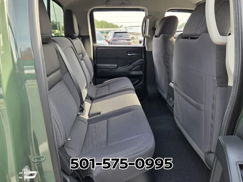 Used 2023 Green Metallic NISSAN CREW CAB 4X2 SV AUTO LONG BED image 16