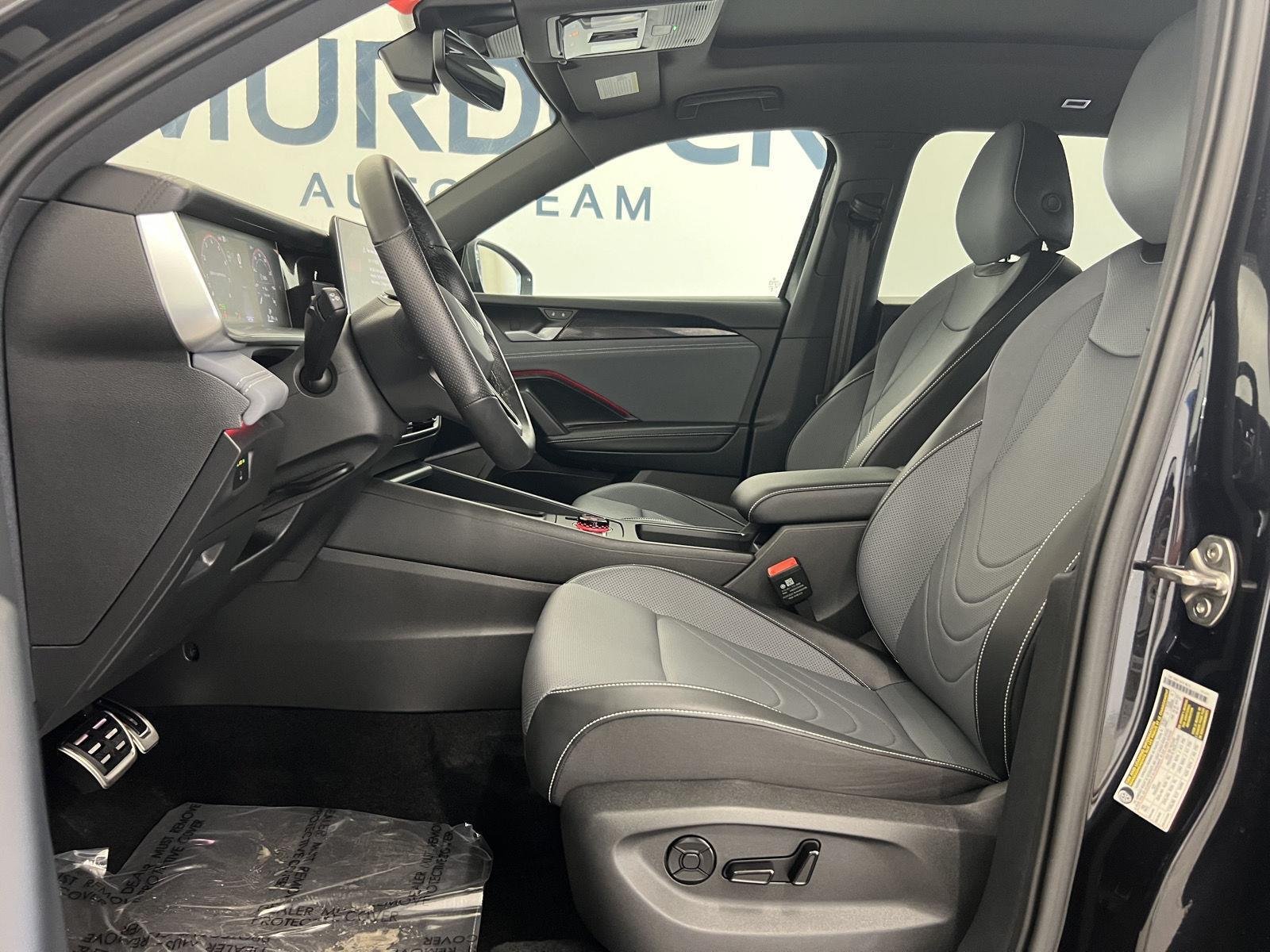 2025 Volkswagen Tiguan SE R-LINE BLACK - Photo 12