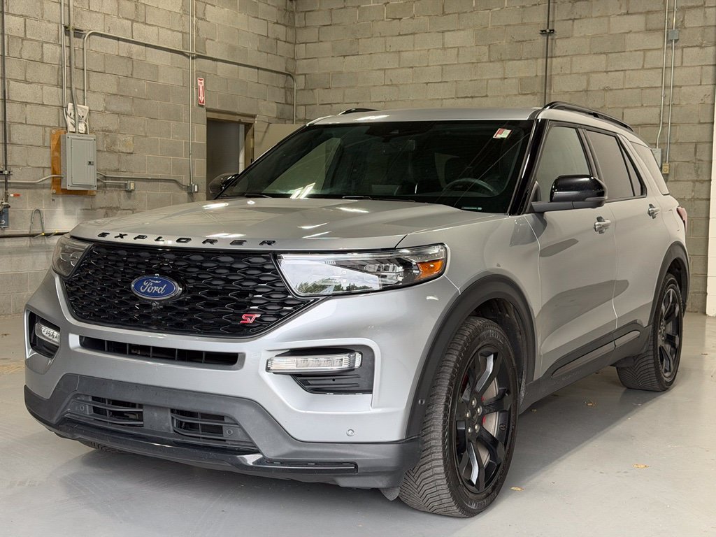Used 2020 Silver Ford ST image 1