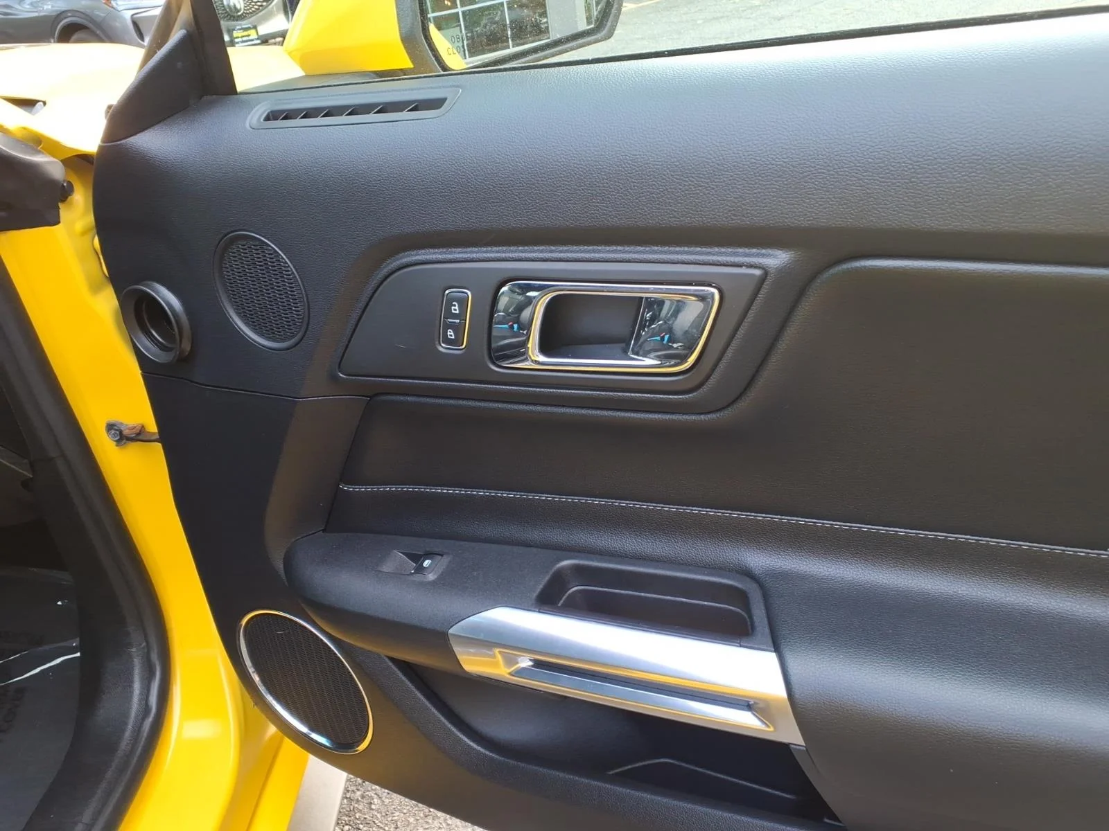 Used 2015 Yellow Ford EcoBoost Premium image 16