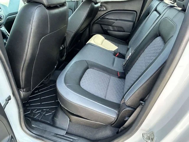 Used 2021 Summit White Chevrolet Z71 image 11