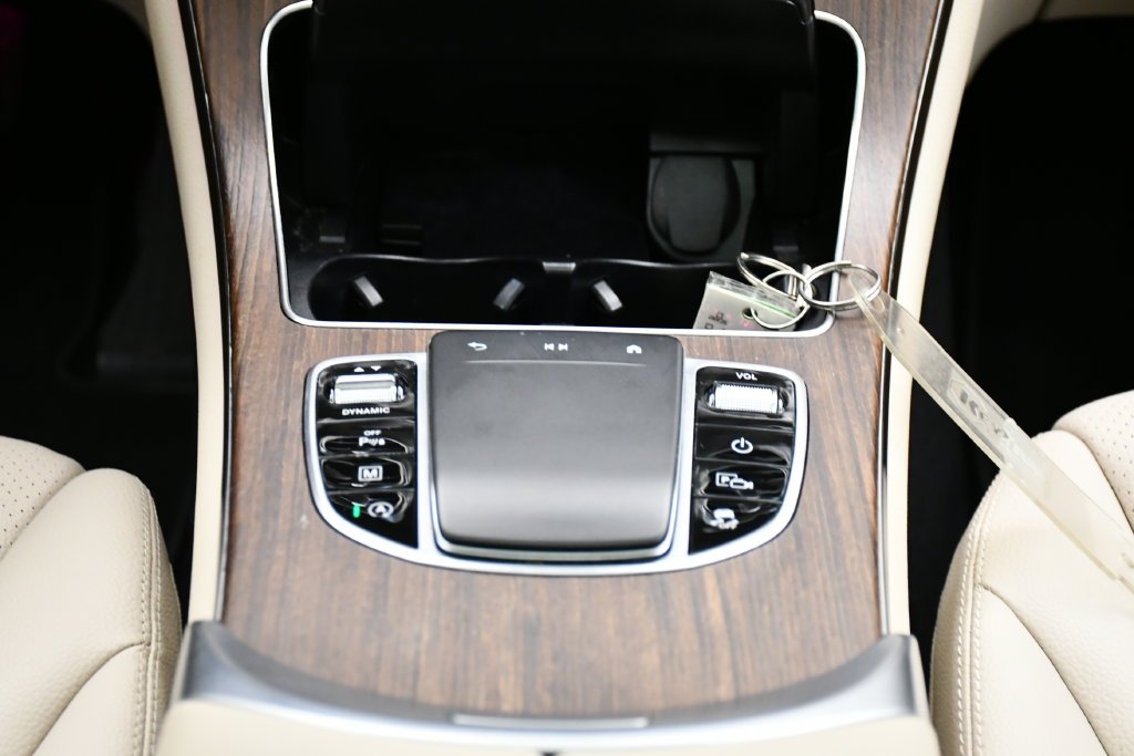 Certified Used 2022 Black Mercedes-Benz GLC 300 image 30