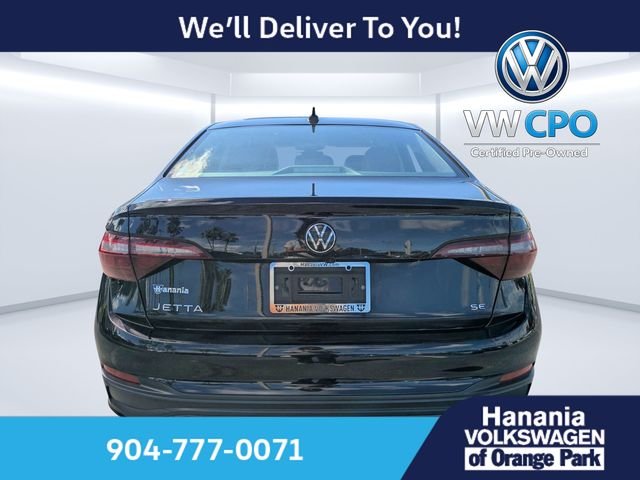 Certified Used 2024 Black Volkswagen 1.5T SE image 4