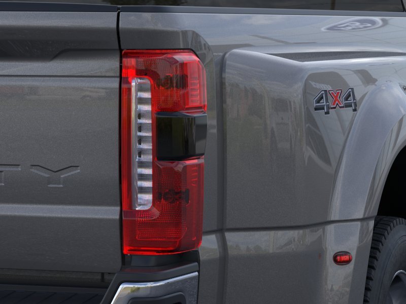 New 2026 Carbonized Gray Metallic Ford F-450® Lariat® image 21