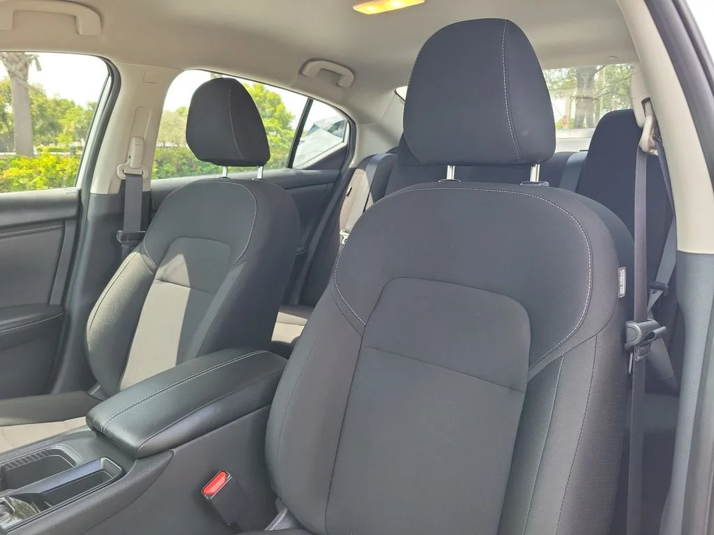 Certified Used 2025 White Nissan S image 20