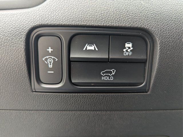 Certified Used 2023 White Kia SX image 11