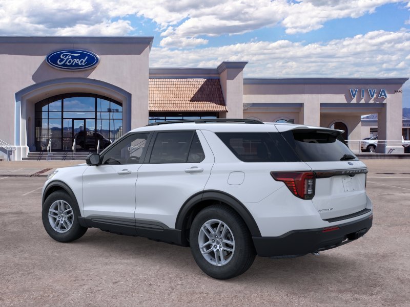 New 2026 Space White Metallic Ford Active image 4