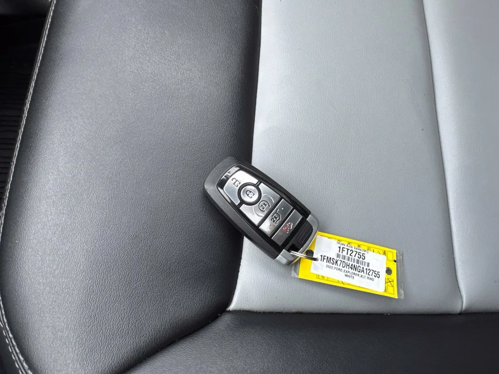 Used 2022 White Ford XLT image 36