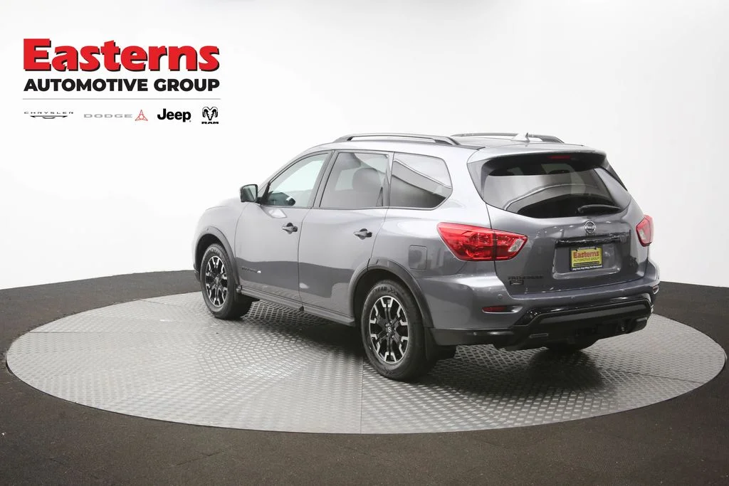Used 2020 Gray Nissan SL image 73