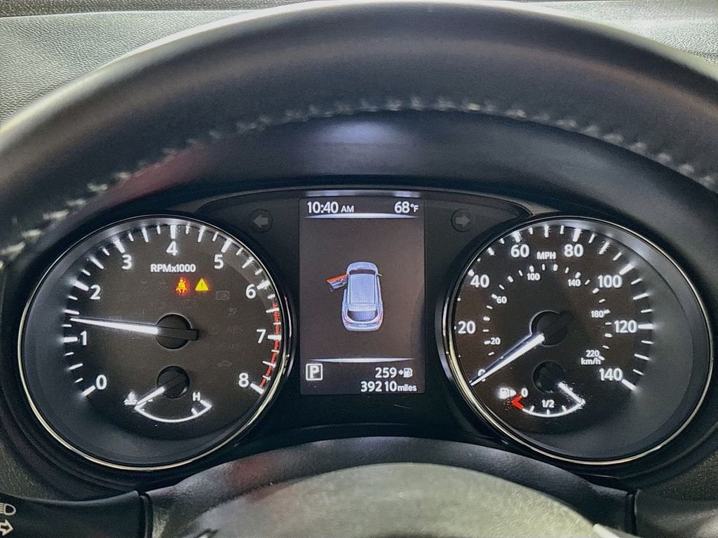 Used 2017 Red Nissan SV image 14