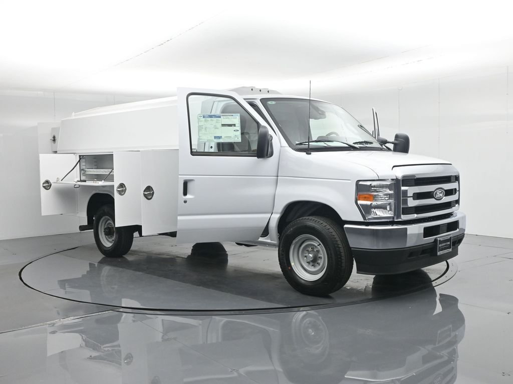 New 2026 Oxford White Ford Base image 66