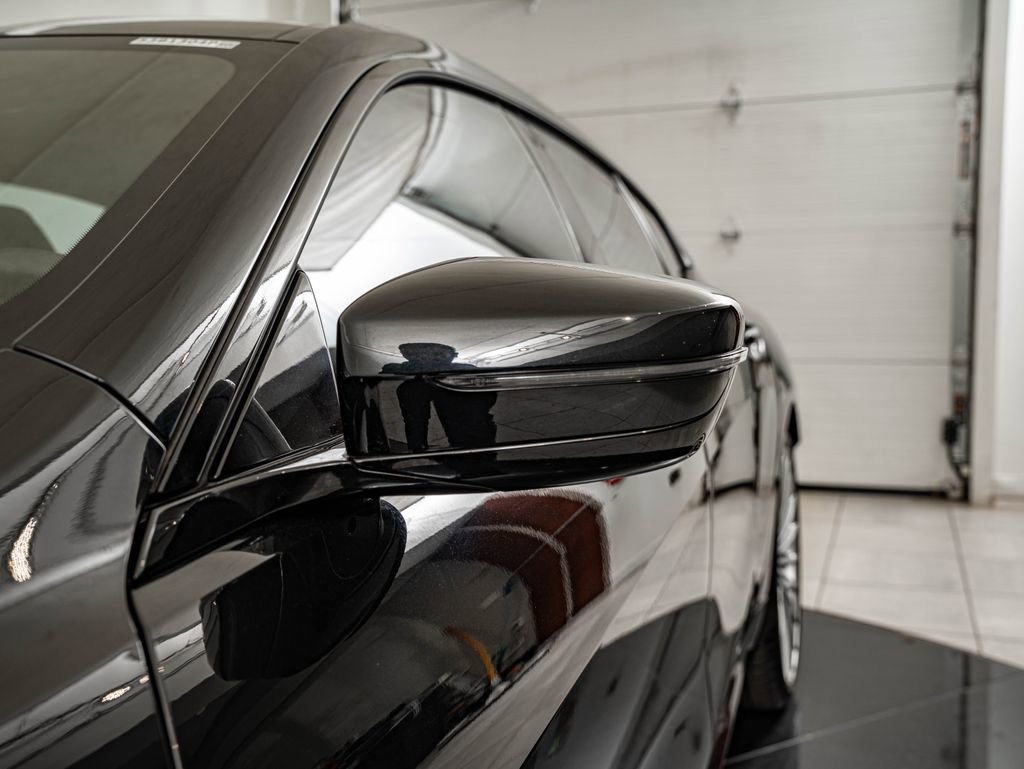 Used 2023 Black Sapphire Metallic BMW ALPINA B8 xDrive image 15