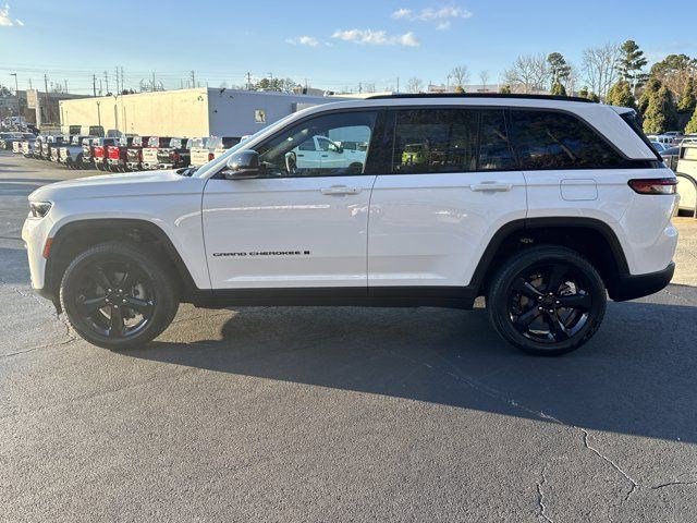 Used 2026 Bright White Clearcoat Jeep Limited image 16