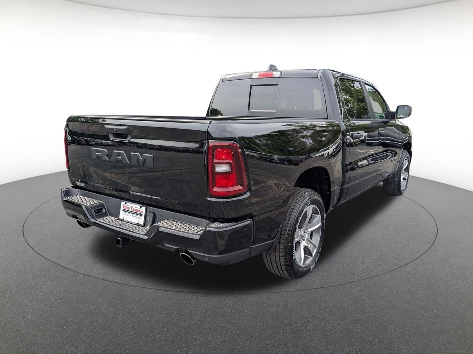 New 2026 Diamond Black Crystal Pearl-Coat Exterior Paint RAM Express image 4