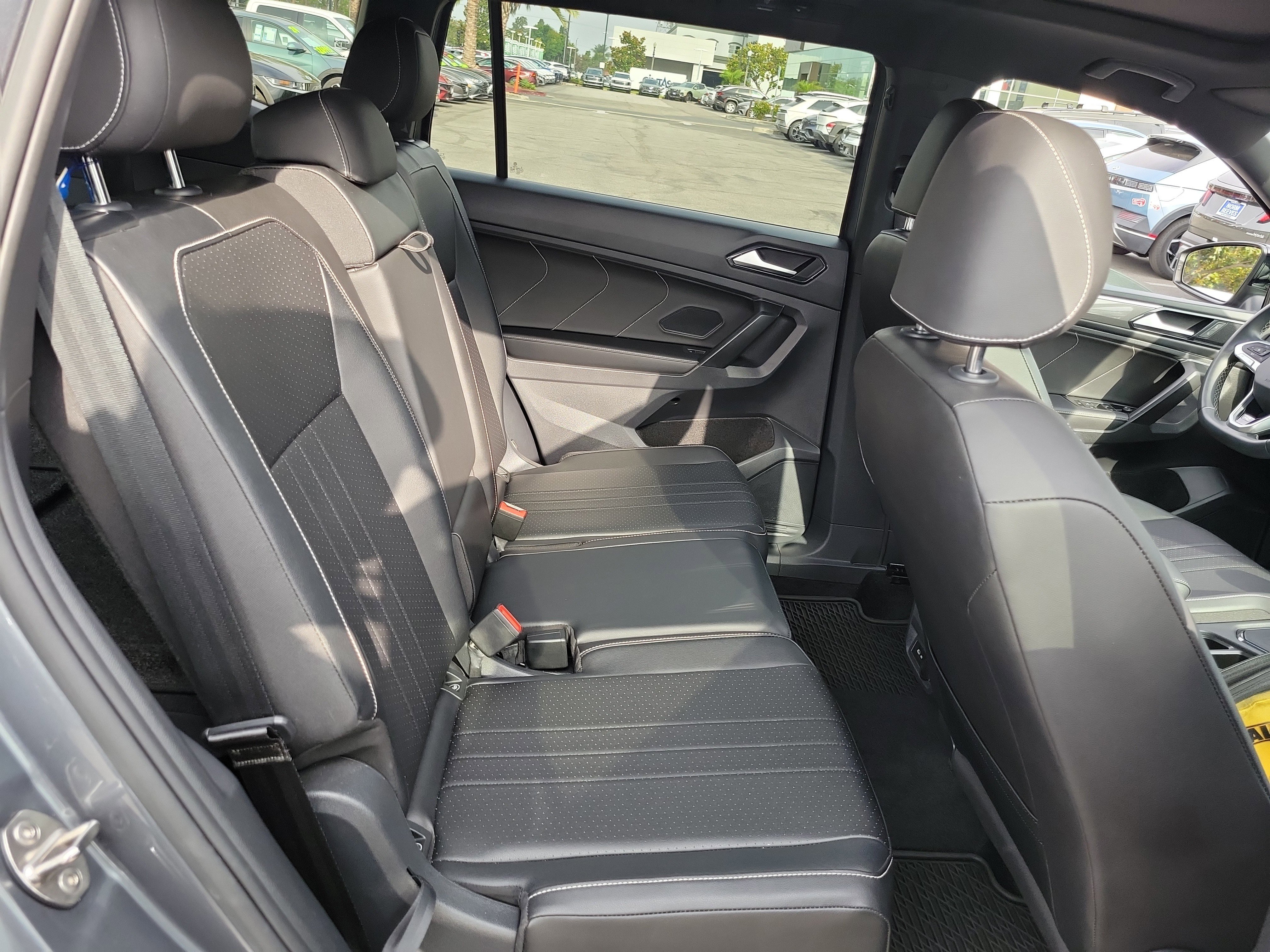 2023 Volkswagen Tiguan SE R-LINE BLACK - Photo 23