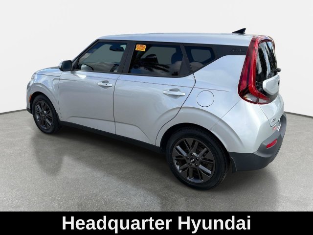 Used 2021 Silver Kia EX image 4