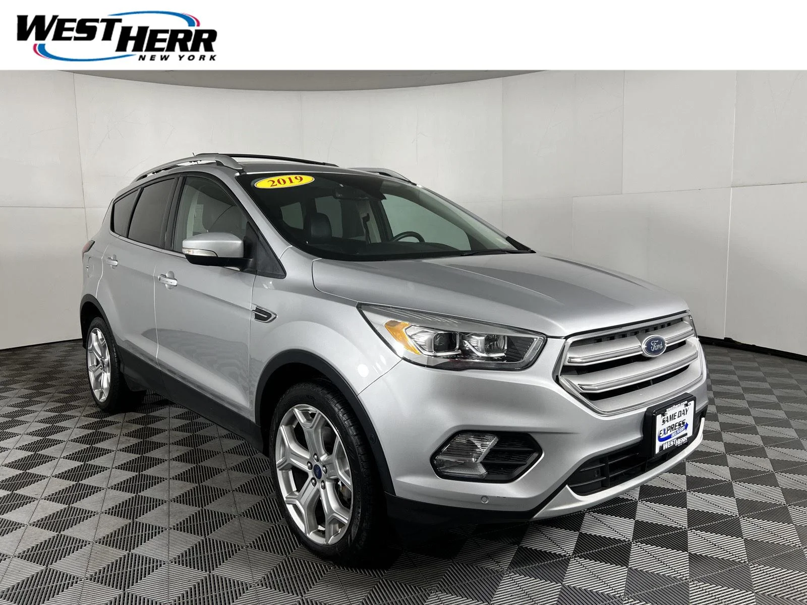 Used 2019 Ingot Silver Ford Titanium image 1
