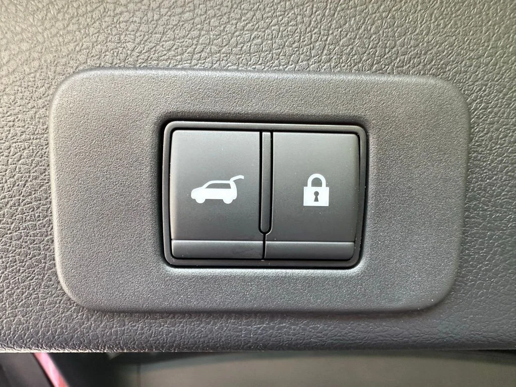 2025 Nissan Murano SV - Photo 16