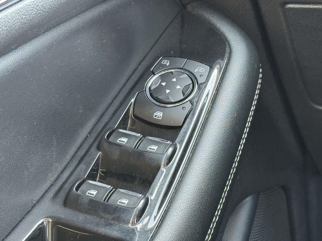 Used 2018 White Ford Sport image 27
