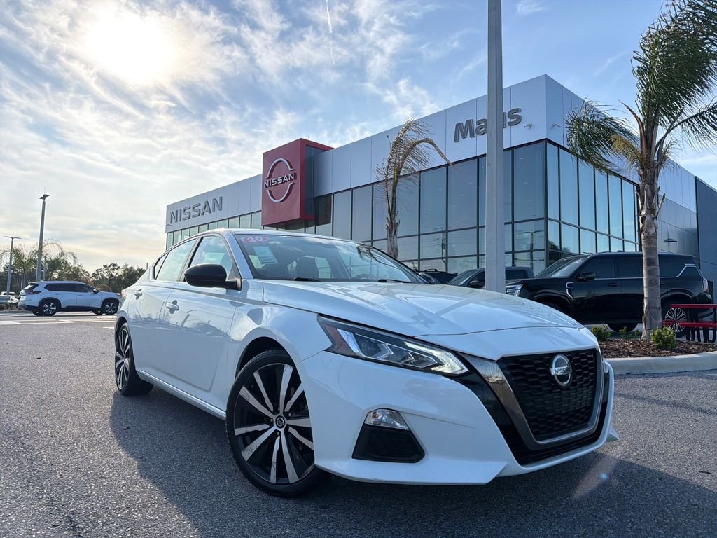 2020 Nissan Altima SR